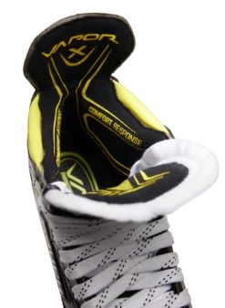 Bauer Vapor 3X Senior Roller Skates -Hockey 1060219 RH VAPOR 3X SKATE 0524 clipped 1 ccefa653 544a 4b32 9fe6 79905398f6ab