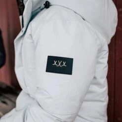 Bauer Ultimate Hooded Parka Women's -Hockey Women E2 80 99sBauerHockeyUltimateHoodedParka fbc77620 f1fb 4827 ba88 dae6b54a8219